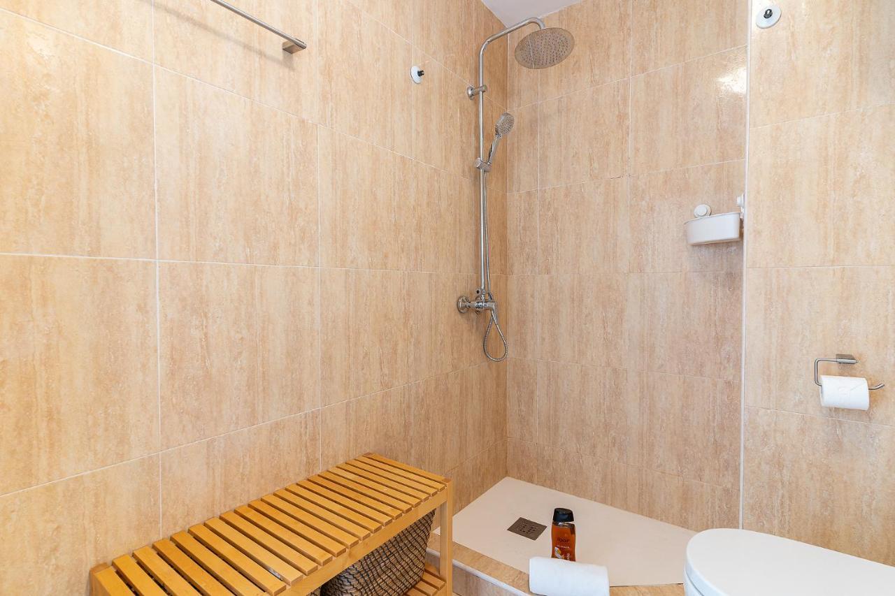 Blonzu Tanzania Apartment Беналмадена Екстериор снимка